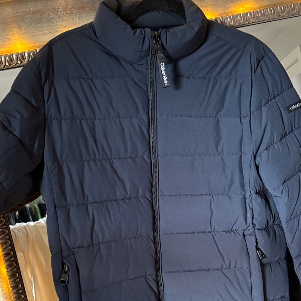 Calvin Klein Men's Navy Blue Puffer Jacket - Picture 3 of 7